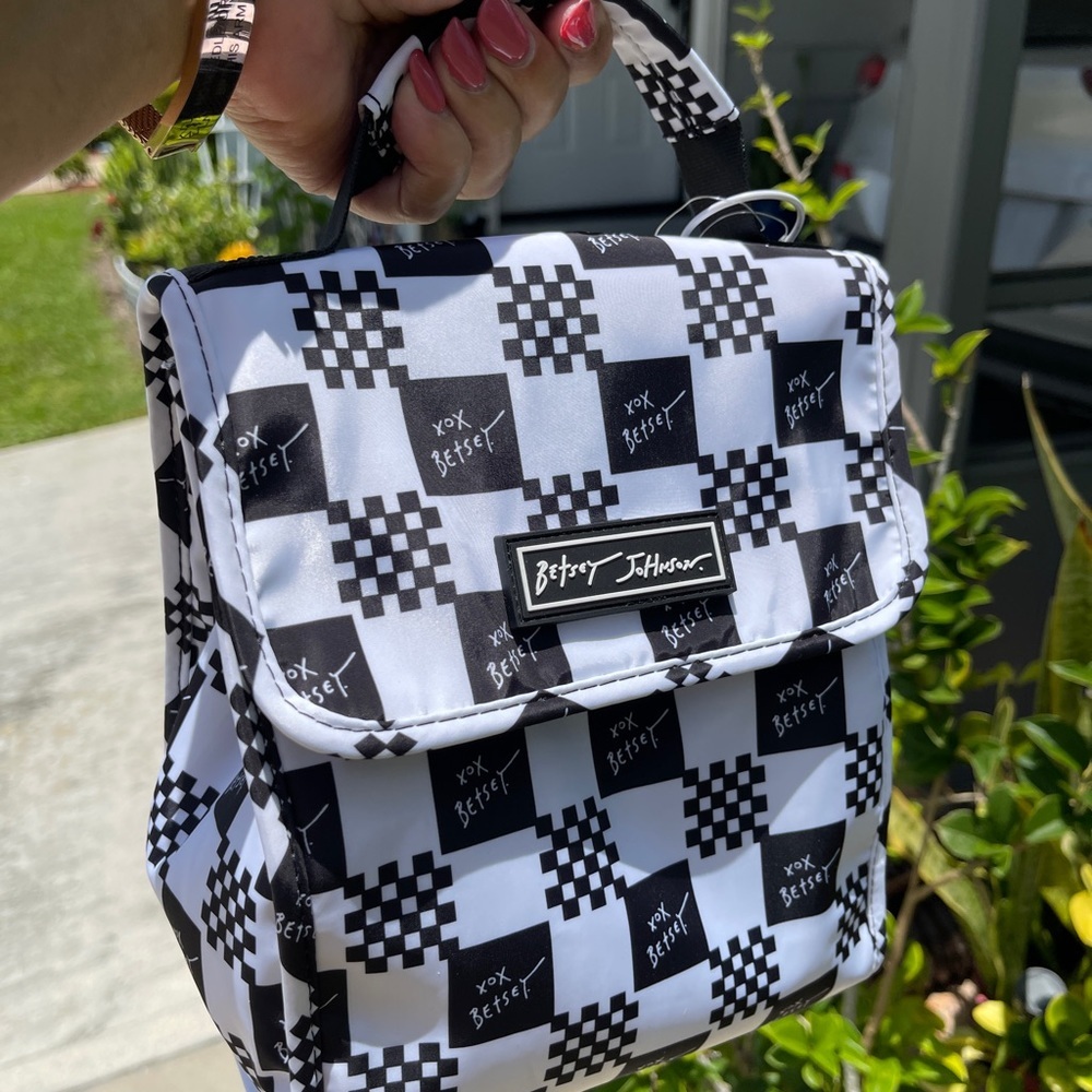 BETSEY JOHNSON Insulated Lunch Tote Checkered Design - Picture 2 of 13